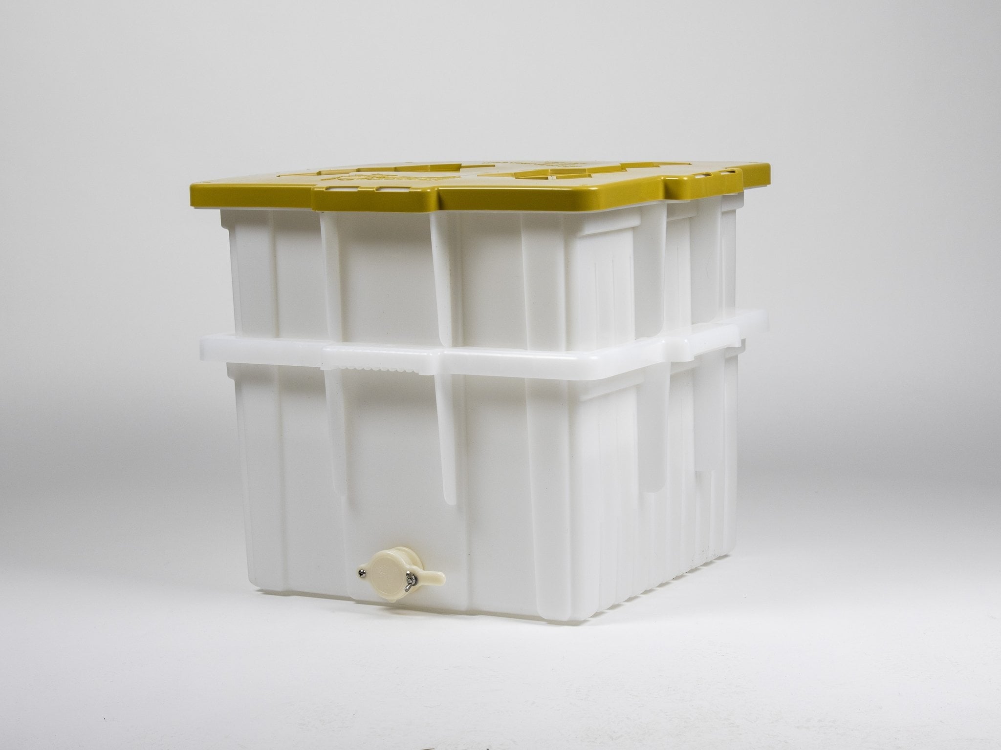 Hive Butler Uncapping Tank
