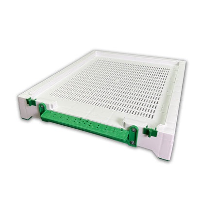 Maxima Plastic Bottom Board - 10 frame
